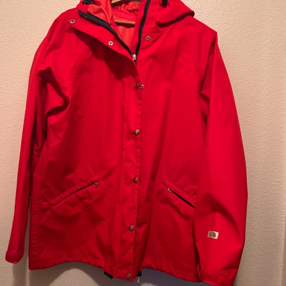 The North Face Women's Vibrant Red Rain Coat - Picture 10 of 11